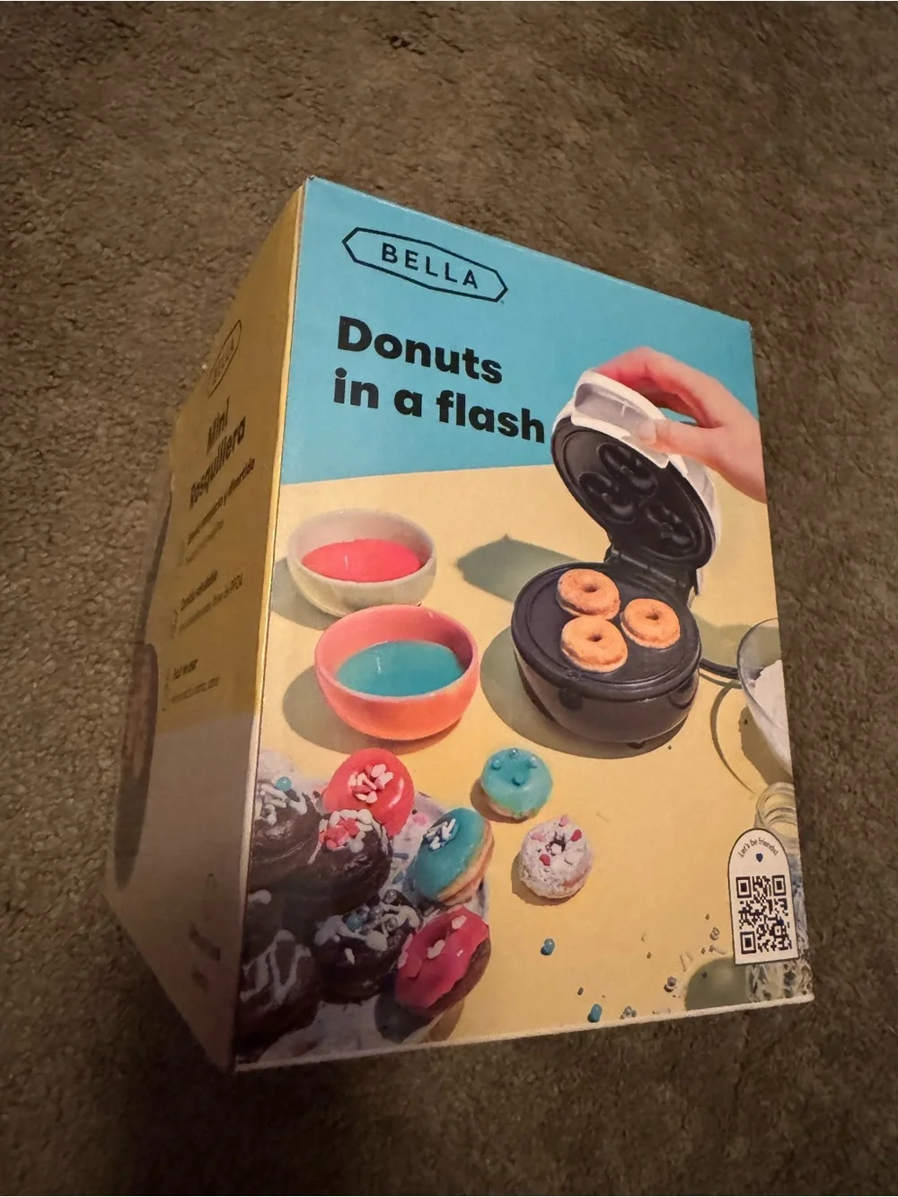 Abella Mini Rosquillera Donut Maker - White and Black with Yellow Box